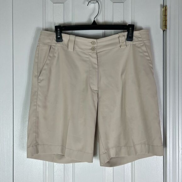 Nike Womens Tan Golf Shorts Size 10M - Picture 1 of 4